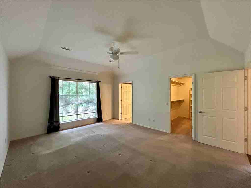 1826 N Glenbrook Pl - Photo 6 of 17