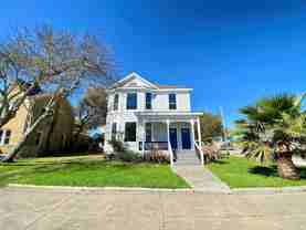 2001 29th St - Photo 1 of 1