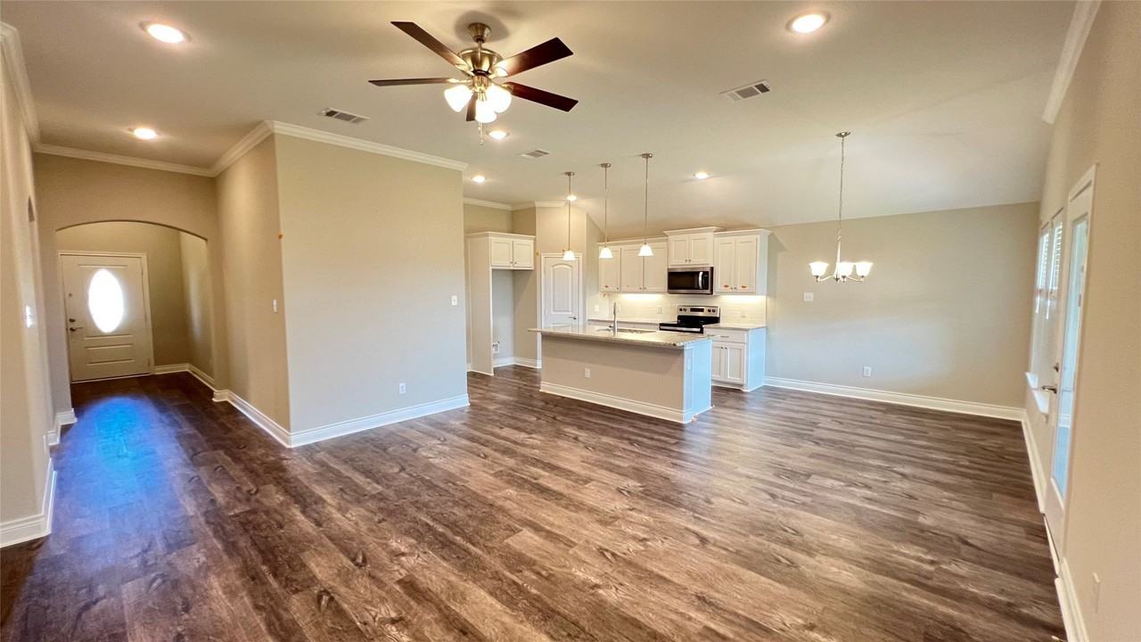803 Ransom Way - Photo 3 of 11