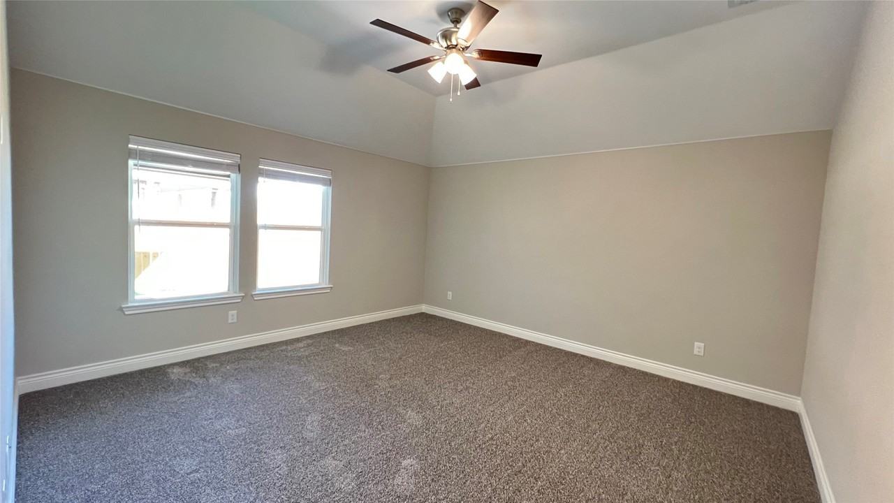 803 Ransom Way - Photo 7 of 11