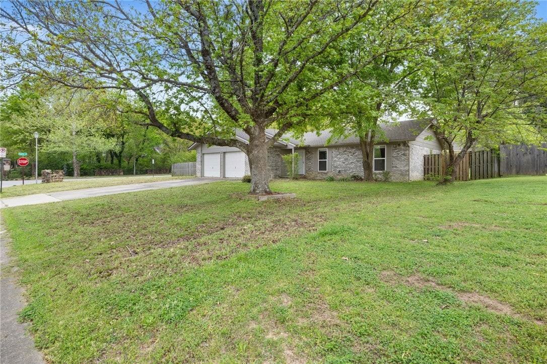 2146 W Loren Cir - Photo 2 of 22