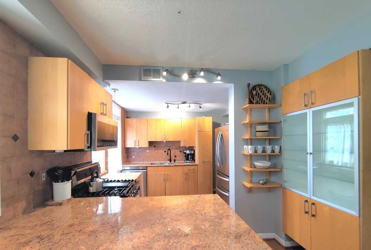 103 N George Mason Dr #1031 - Photo 6 of 33