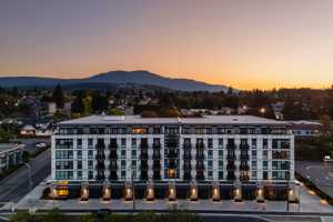 featured image of 340 Campbell St