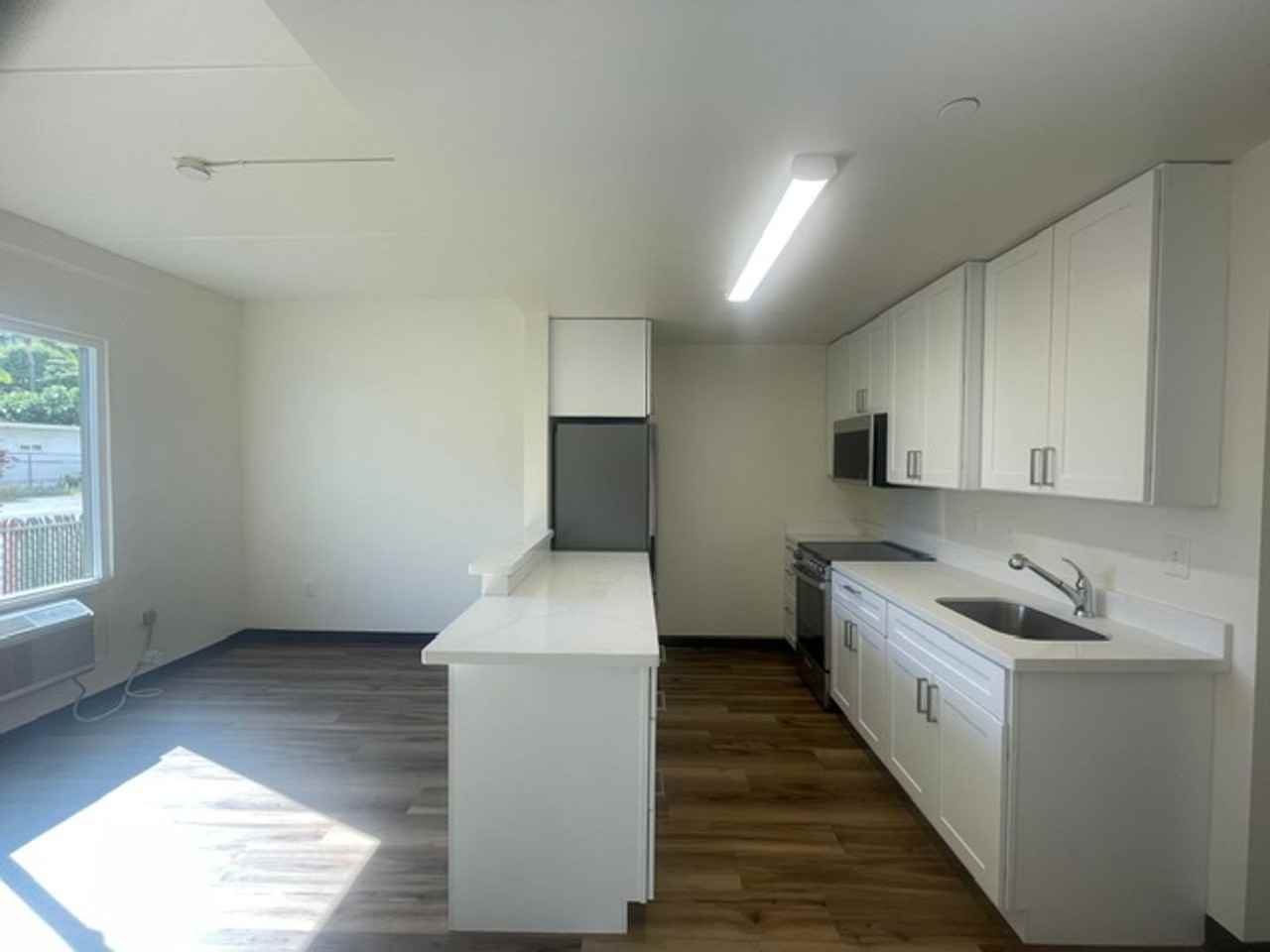 902 University - Photo 7 of 22