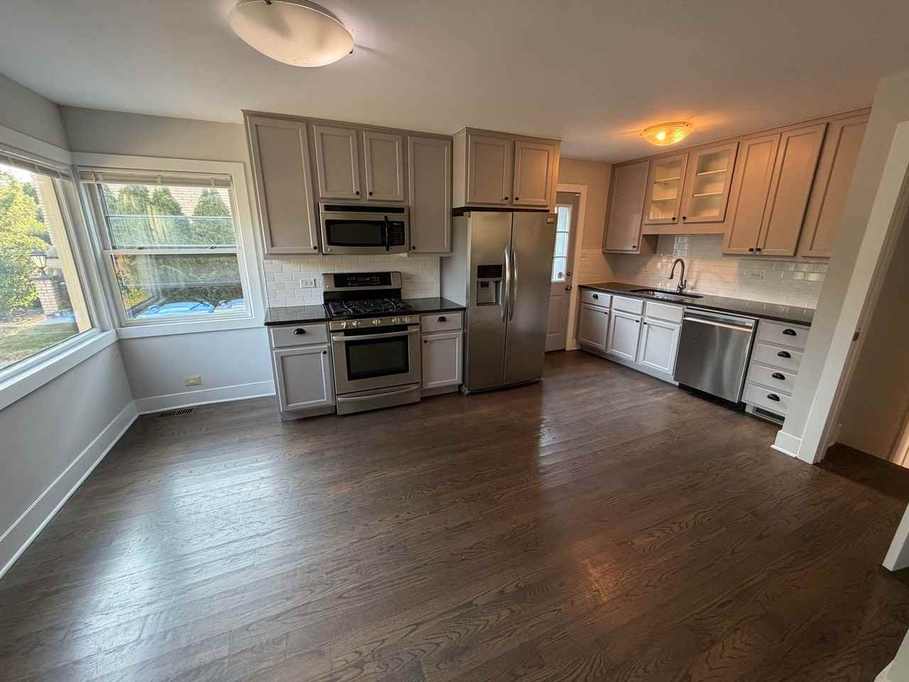 4240-44 Gilbert - Photo 2 of 16