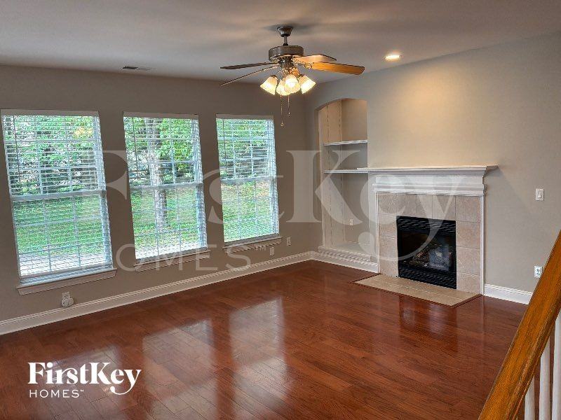 3422 Pasture View Ct - Photo 3 of 10