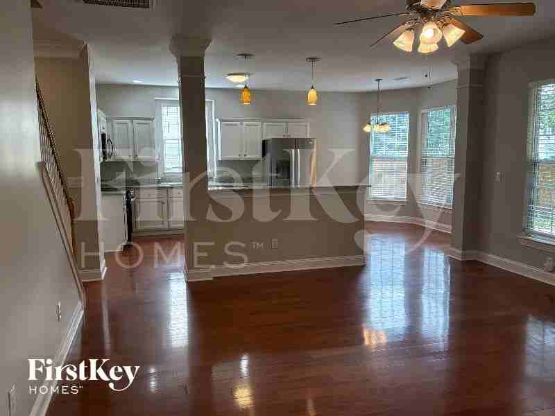 3422 Pasture View Ct - Photo 4 of 10