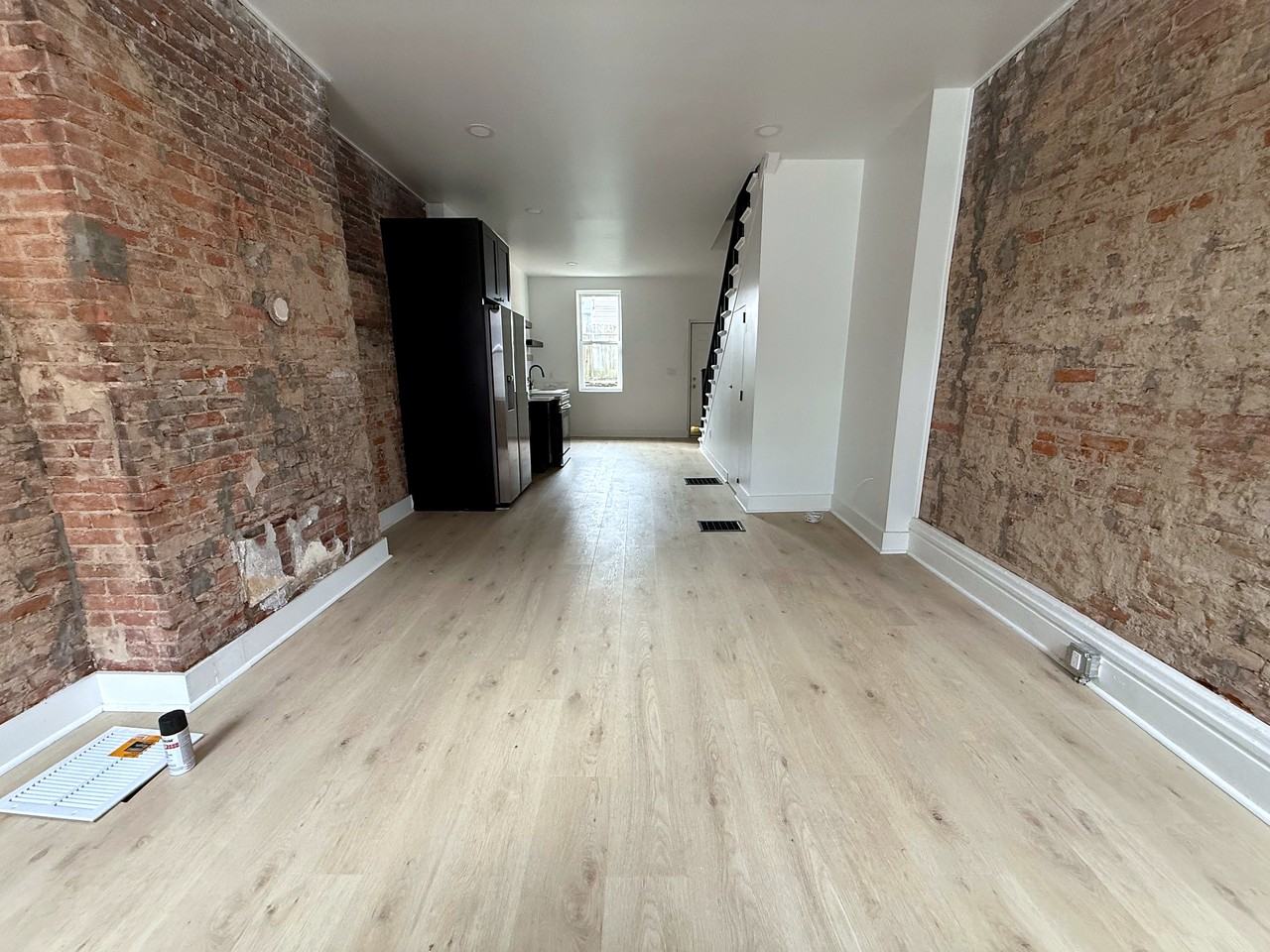 845 Tripoli St - Photo 2 of 12