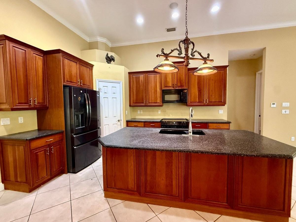 971 Stone Lake Dr - Photo 6 of 34