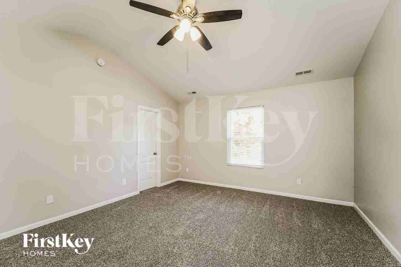969 Joselynn Dr - Photo 7 of 16