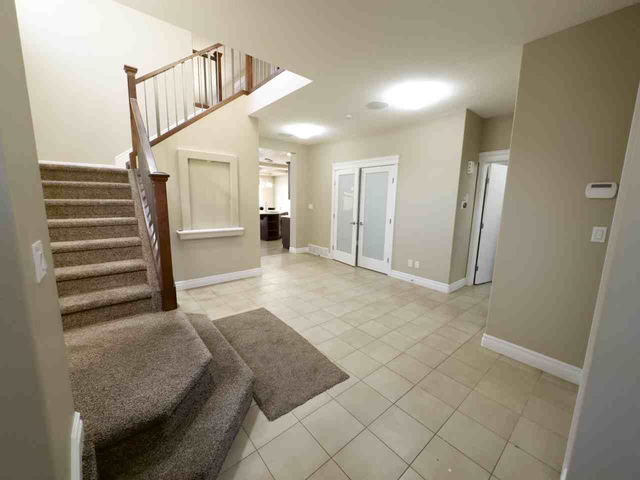 2142 57 St Sw - Photo 3 of 50