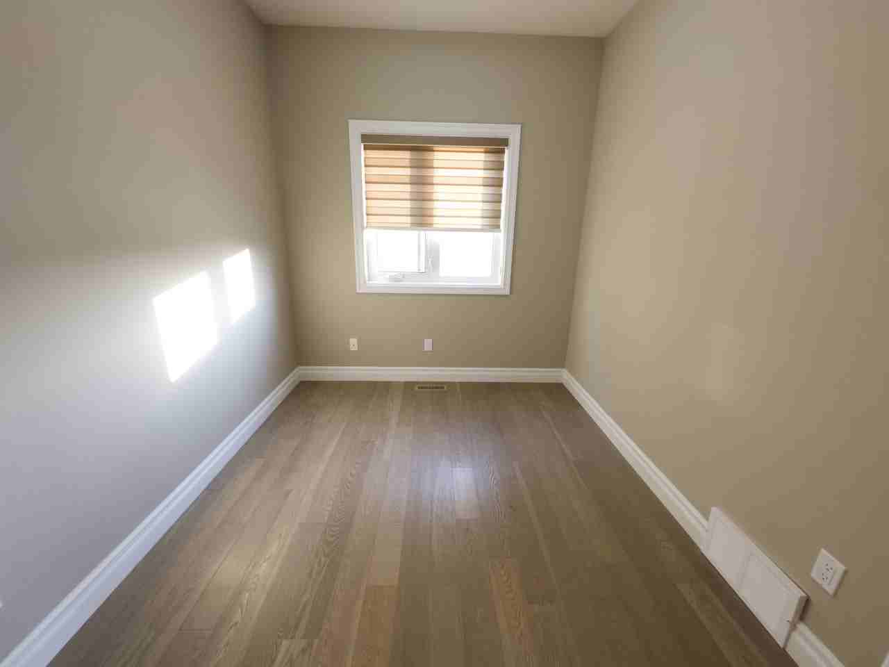 2142 57 St Sw - Photo 7 of 50