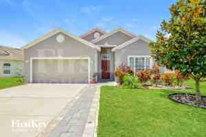 featured image of 4810 Waterside Pointe Cir