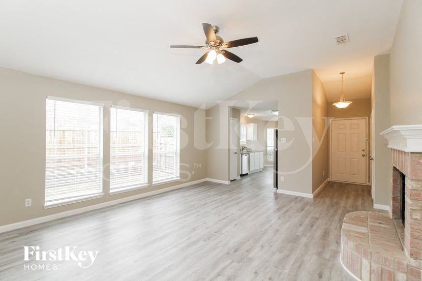 6413 Riverwater Trl - Photo 3 of 16