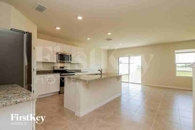 4071 Alissa Ln - Photo 4 of 16