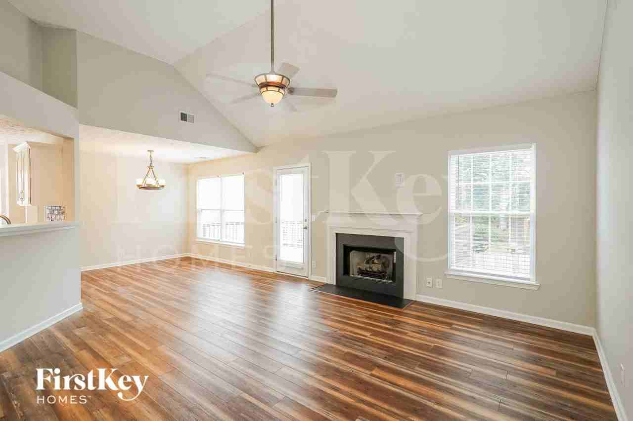 3221 Demetros Ct - Photo 3 of 16
