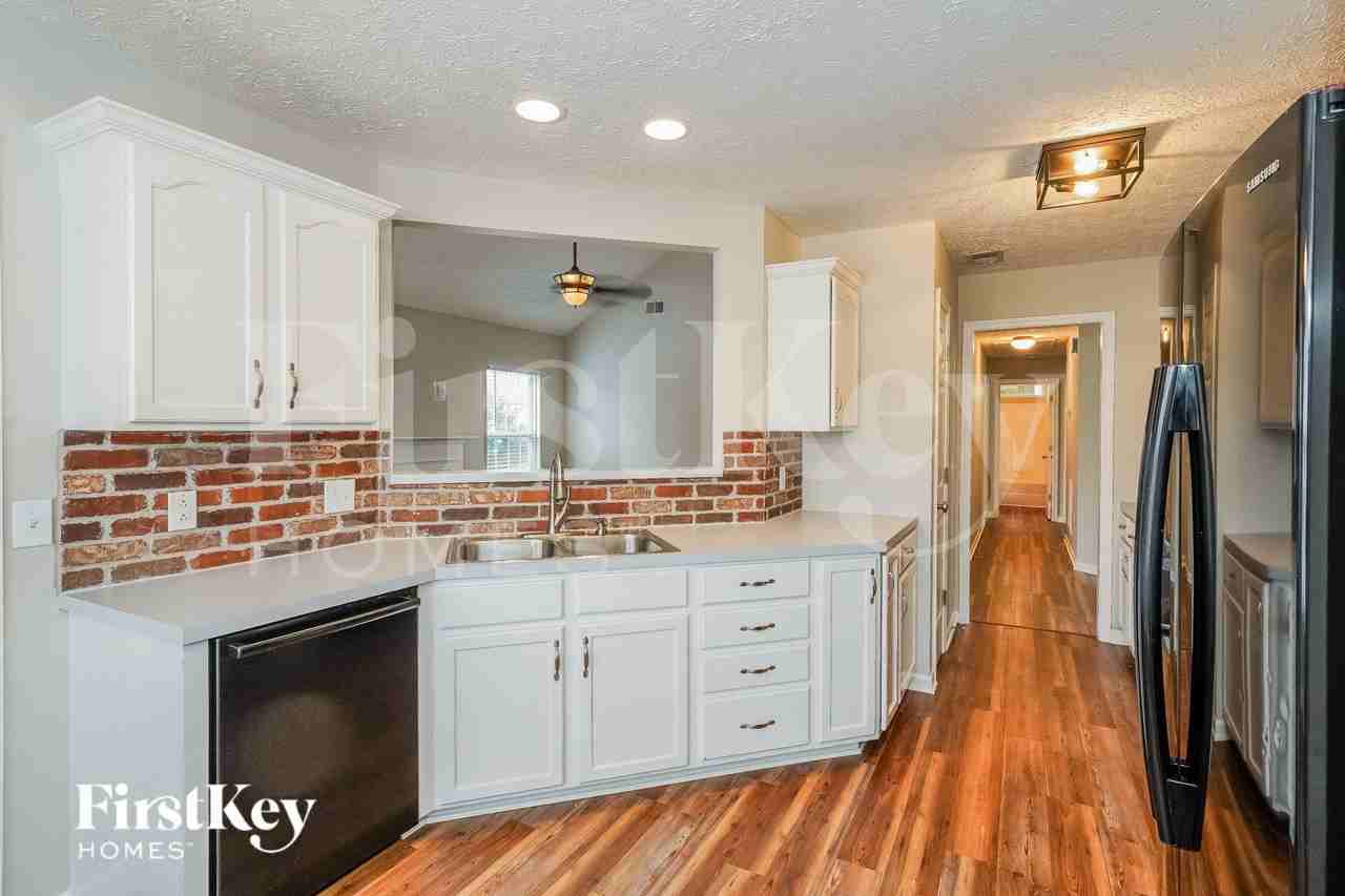 3221 Demetros Ct - Photo 7 of 16