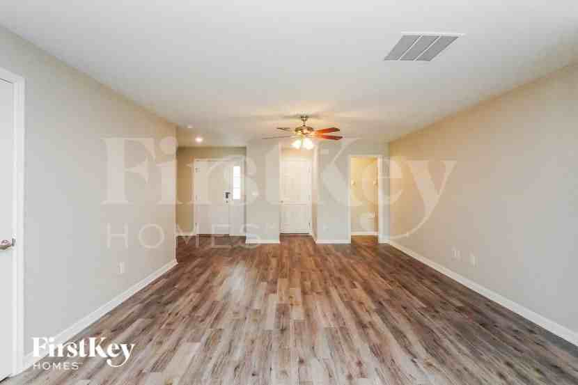 2898 Harlow Ave - Photo 3 of 16