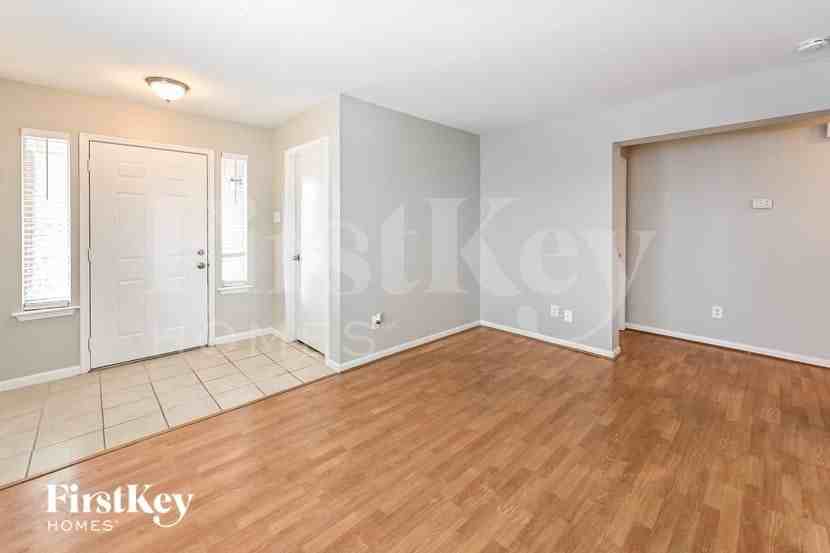7234 River Pines Dr - Photo 3 of 16