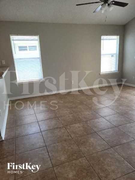 1255 Bedrock Dr - Photo 3 of 11