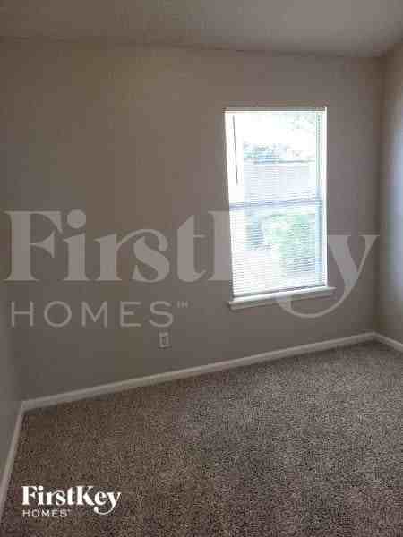 1255 Bedrock Dr - Photo 6 of 11