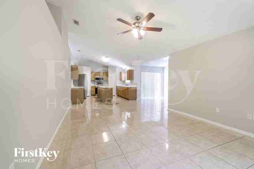 32 Sawfish Ln - Photo 3 of 16