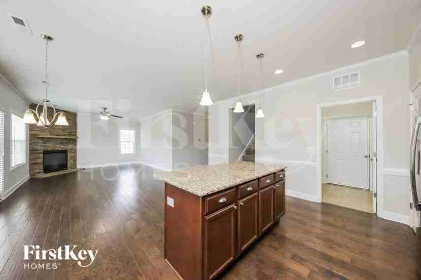 5810 Woodside Forest Trl - Photo 5 of 15