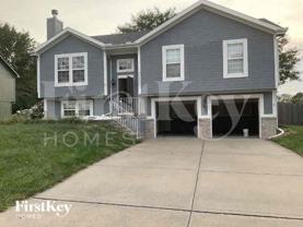 11220 N Mcgee St - Photo 1 of 1