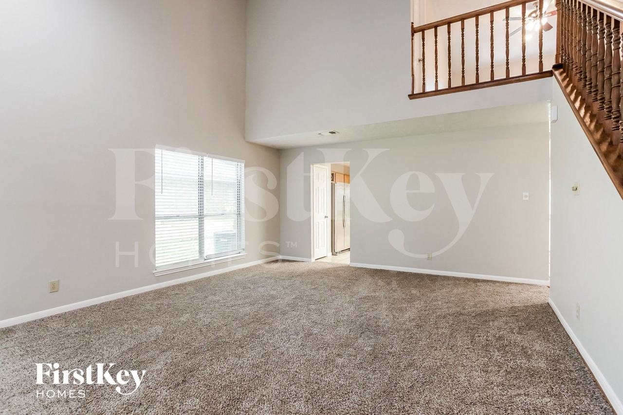 16327 Elmwood Point Ln - Photo 7 of 16