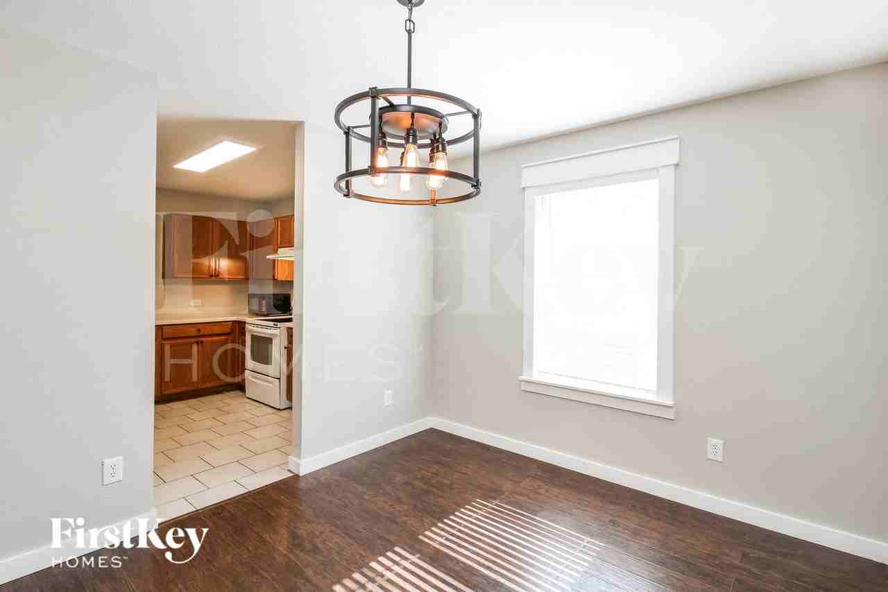 1105 Eagle Claw Dr - Photo 5 of 17
