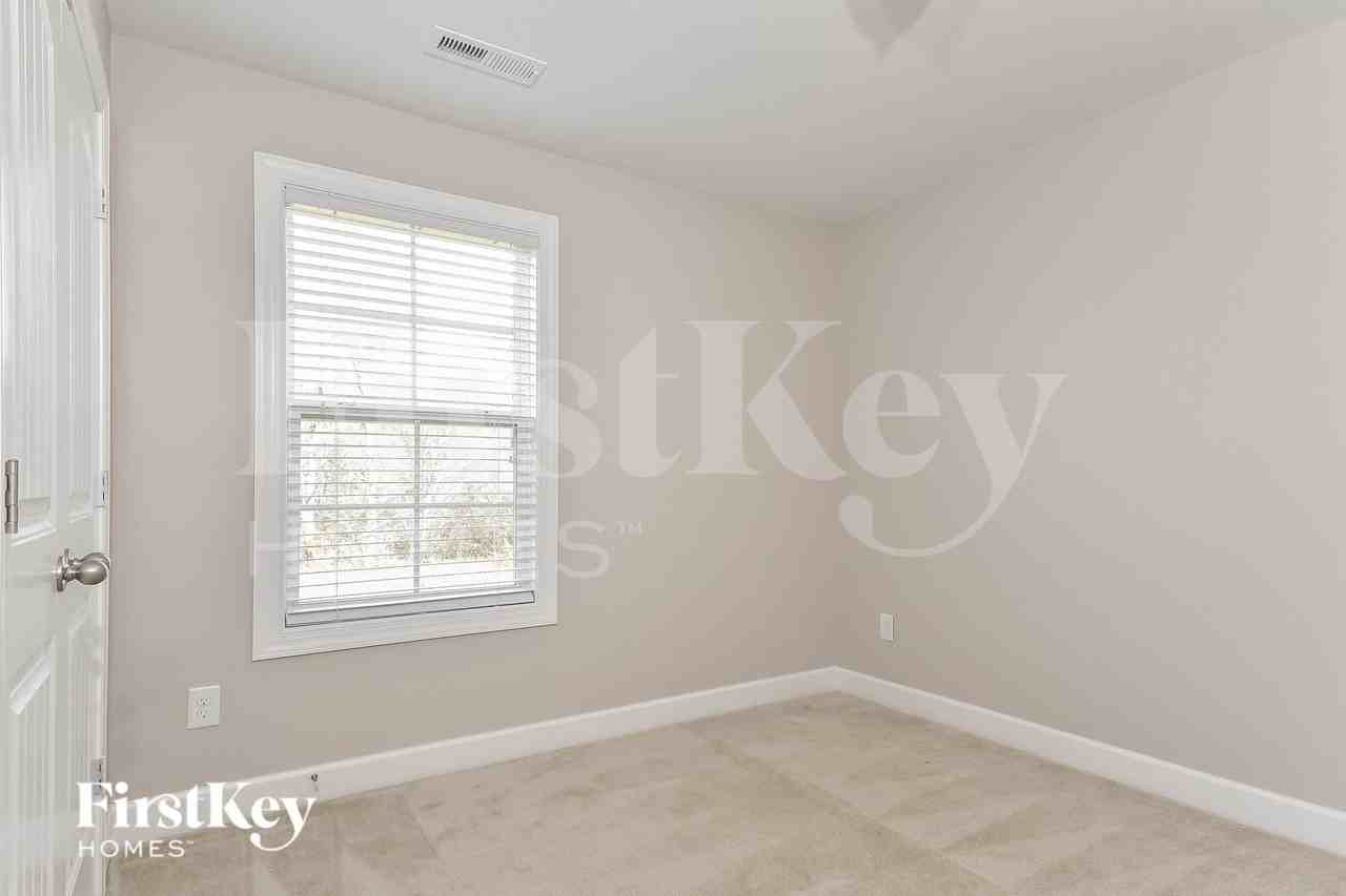 707 Nellie Gray Pl - Photo 5 of 15