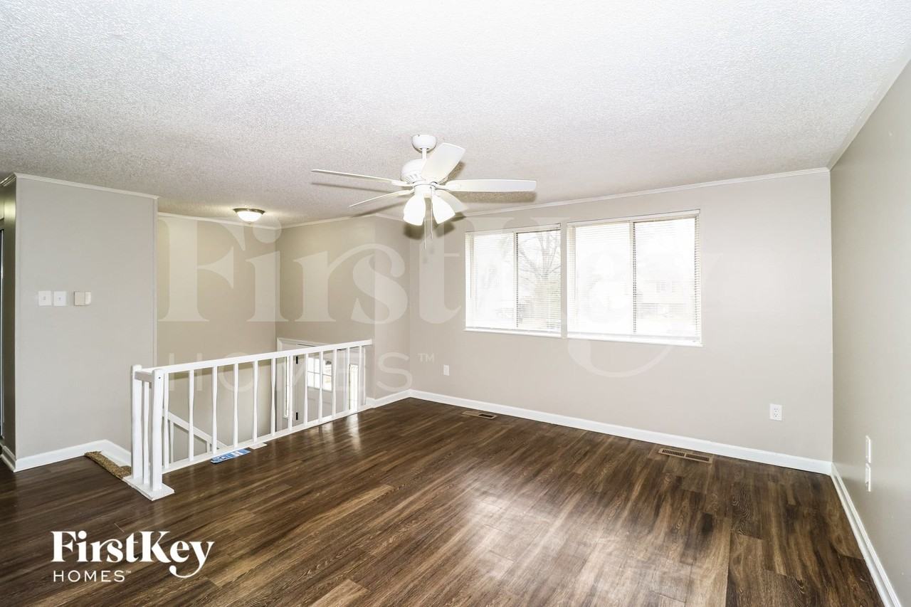 4155 Catalpa Hill Dr - Photo 5 of 15