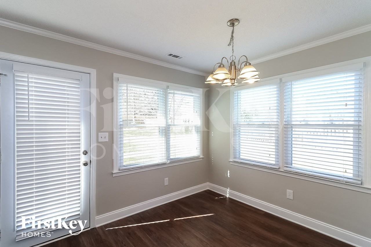 5416 Milling Ct - Photo 5 of 15