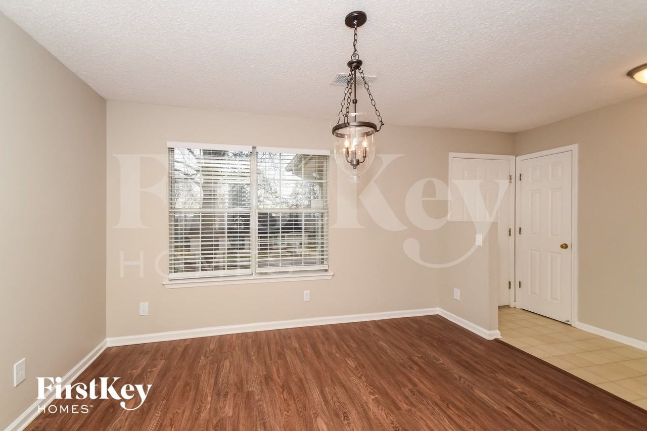 7821 S View Ln - Photo 3 of 15