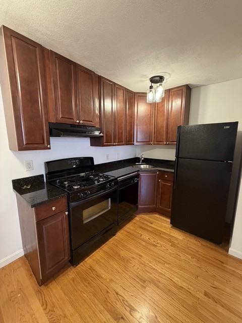 148 Endicott St #3