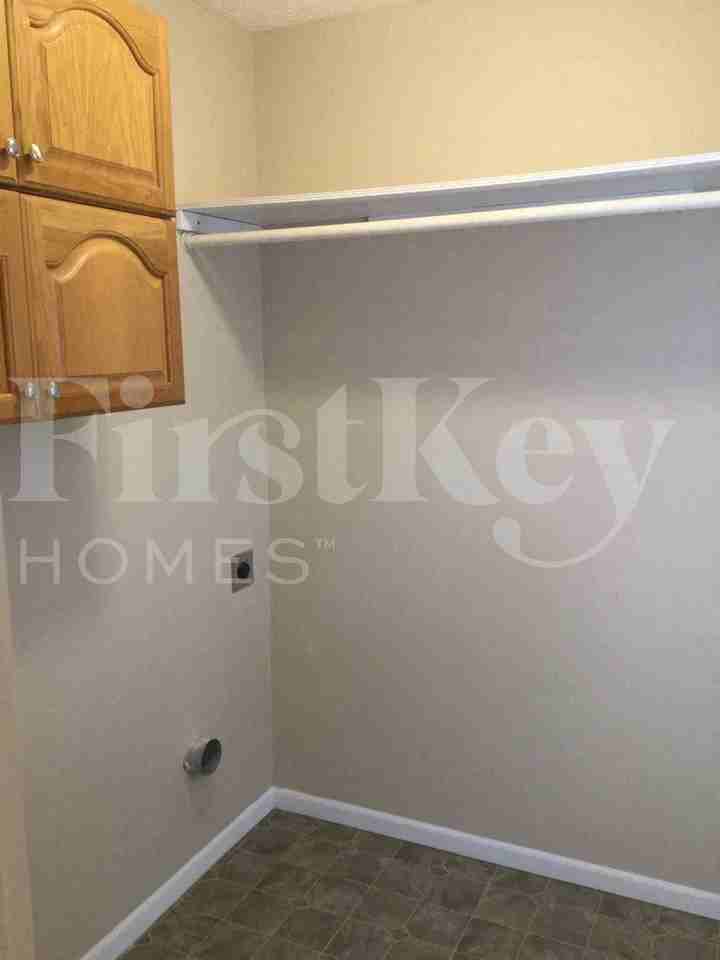6073 Eden Valley Dr - Photo 7 of 18