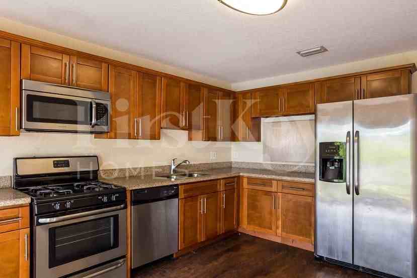 5927 Ithaca Cir W - Photo 6 of 15