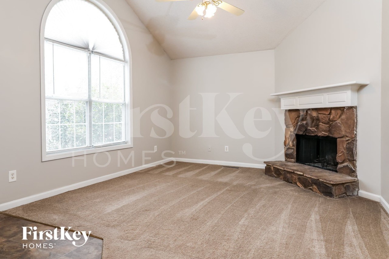 3830 Stutz St - Photo 3 of 15