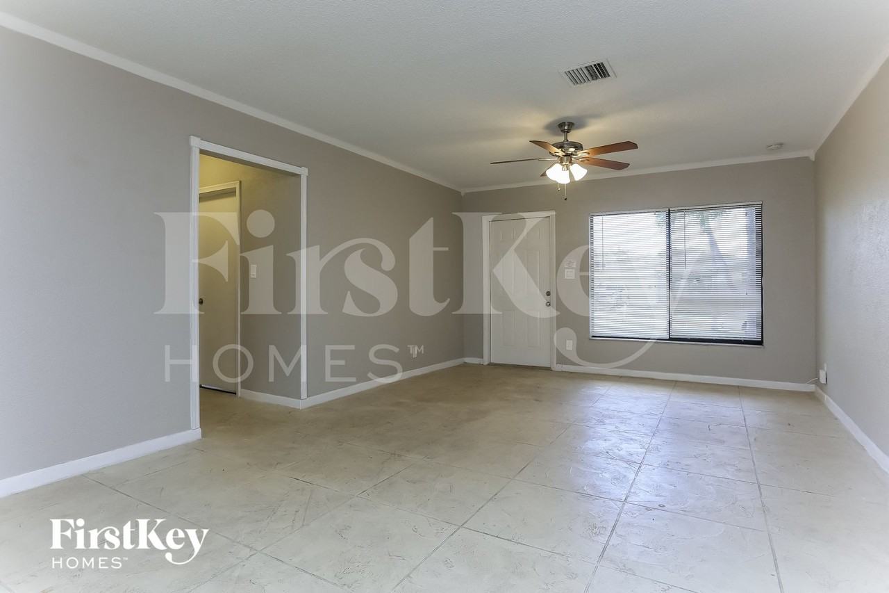3621 Neterrace - Photo 5 of 15