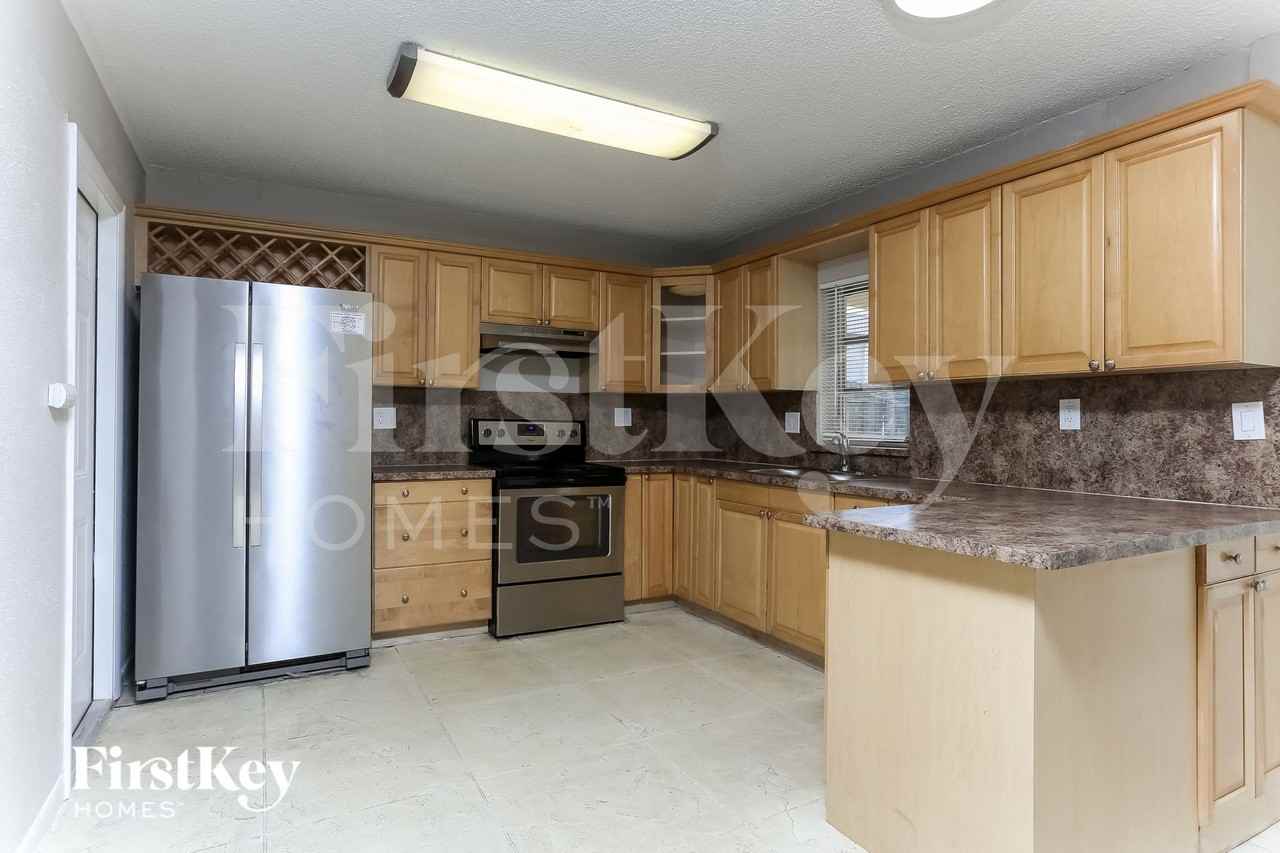3621 Neterrace - Photo 7 of 15