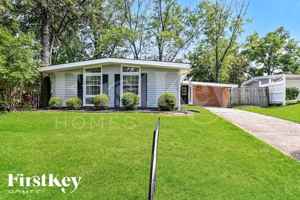 featured image of 2860 Holiday Hill Dr