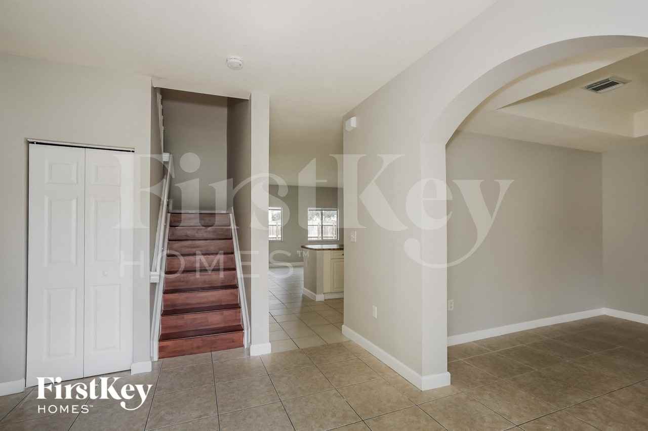 23143 Swplace - Photo 3 of 15