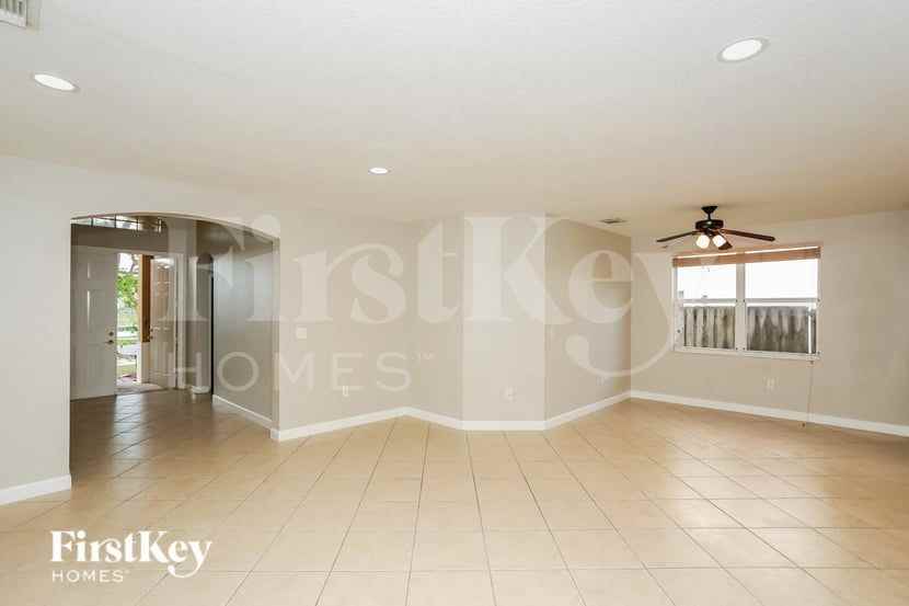 16436 Swterrace - Photo 3 of 16
