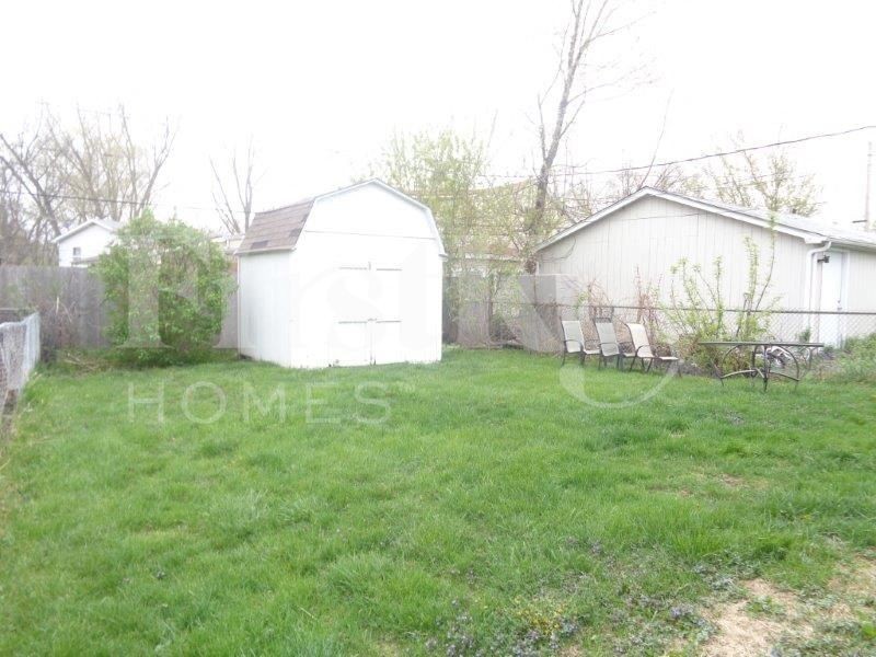 1514 Goldenrod Ter - Photo 3 of 19