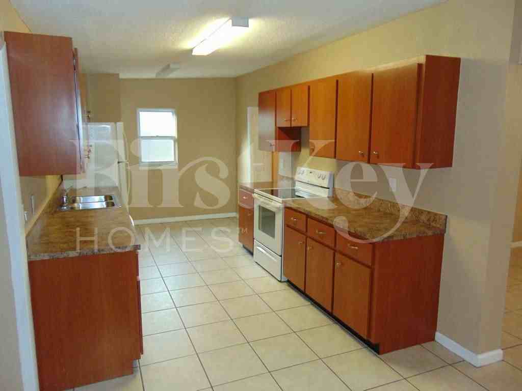 1201 Selma Rd - Photo 6 of 24