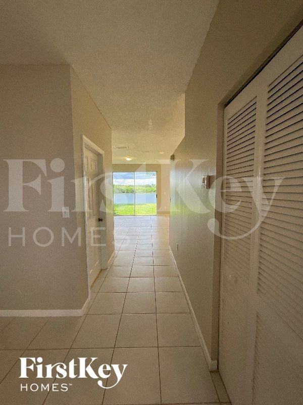 11867 Swstreet - Photo 4 of 15