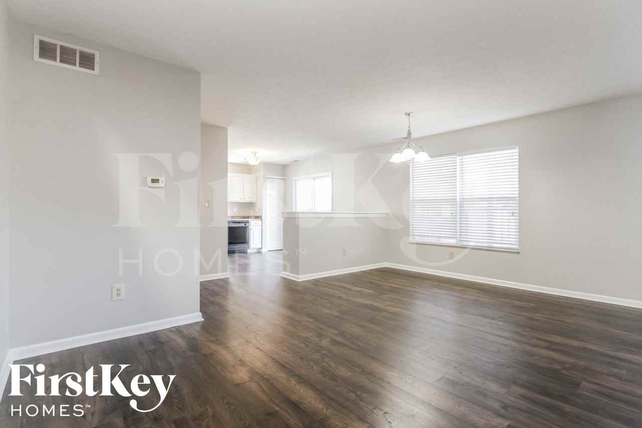 1168 Sunkiss Ct - Photo 3 of 15