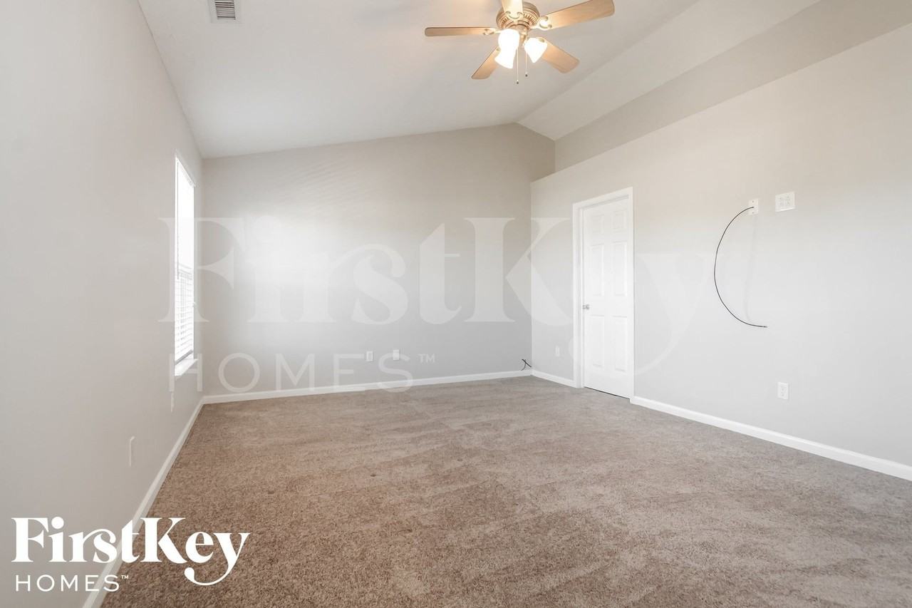 1168 Sunkiss Ct - Photo 7 of 15