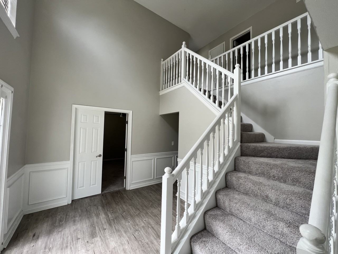 448 Canoga Court - Photo 6 of 62