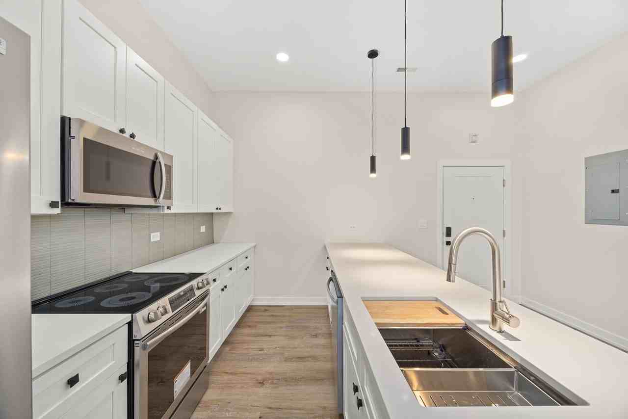 7512-7522 Madison Street - Photo 2 of 16